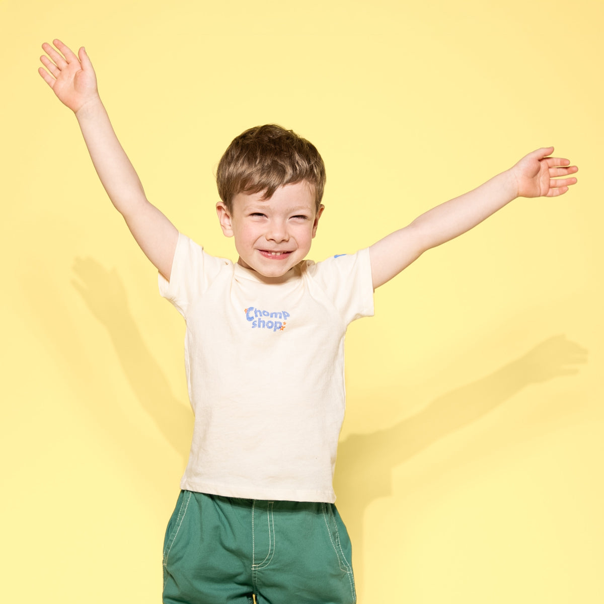 T-Shirt: Chomp Chomp Chomp (Kids)